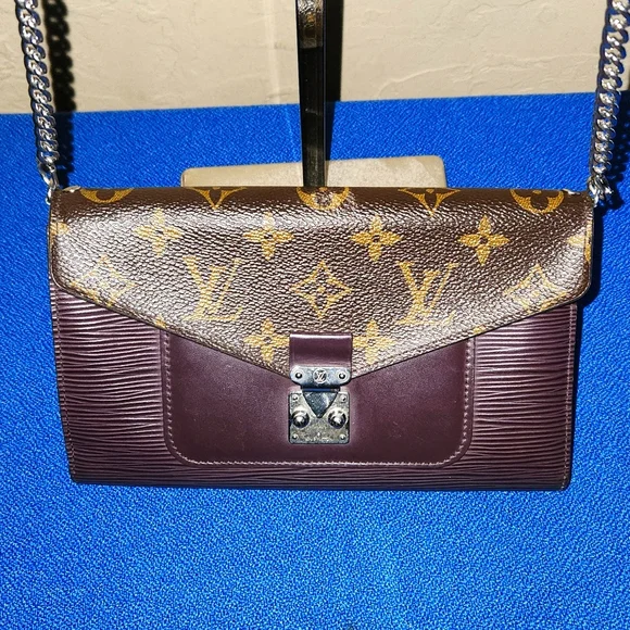 Louis Vuitton Portefeuiles  Mary Rose Monogram Firm price - Picture 3 of 13